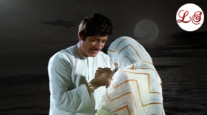 Chalo Dildar Cholo, Chaand Ke Paar Chalo (चलो दिलदार चलो, चाँद के पार चलो)